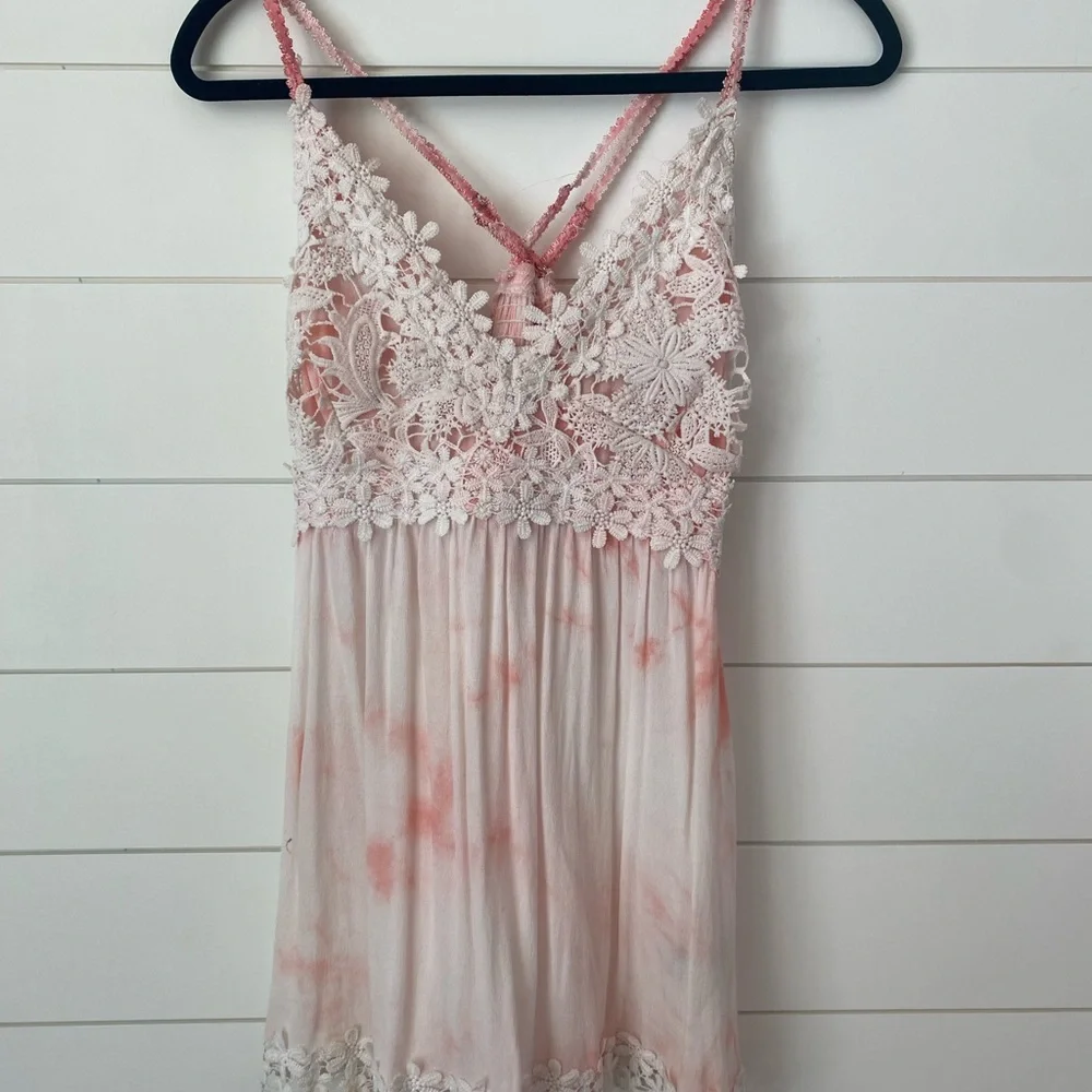Lace-Trim Pink Tie-Dye Cami Top - Picture 1 of 6